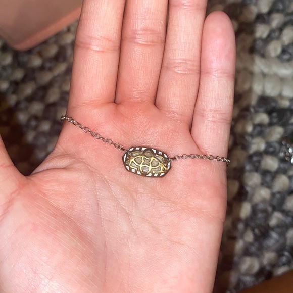 RARE Kendra Scott Elisa Cat's Eye Slate Gray Necklace Silver Tone - Picture 3 of 4